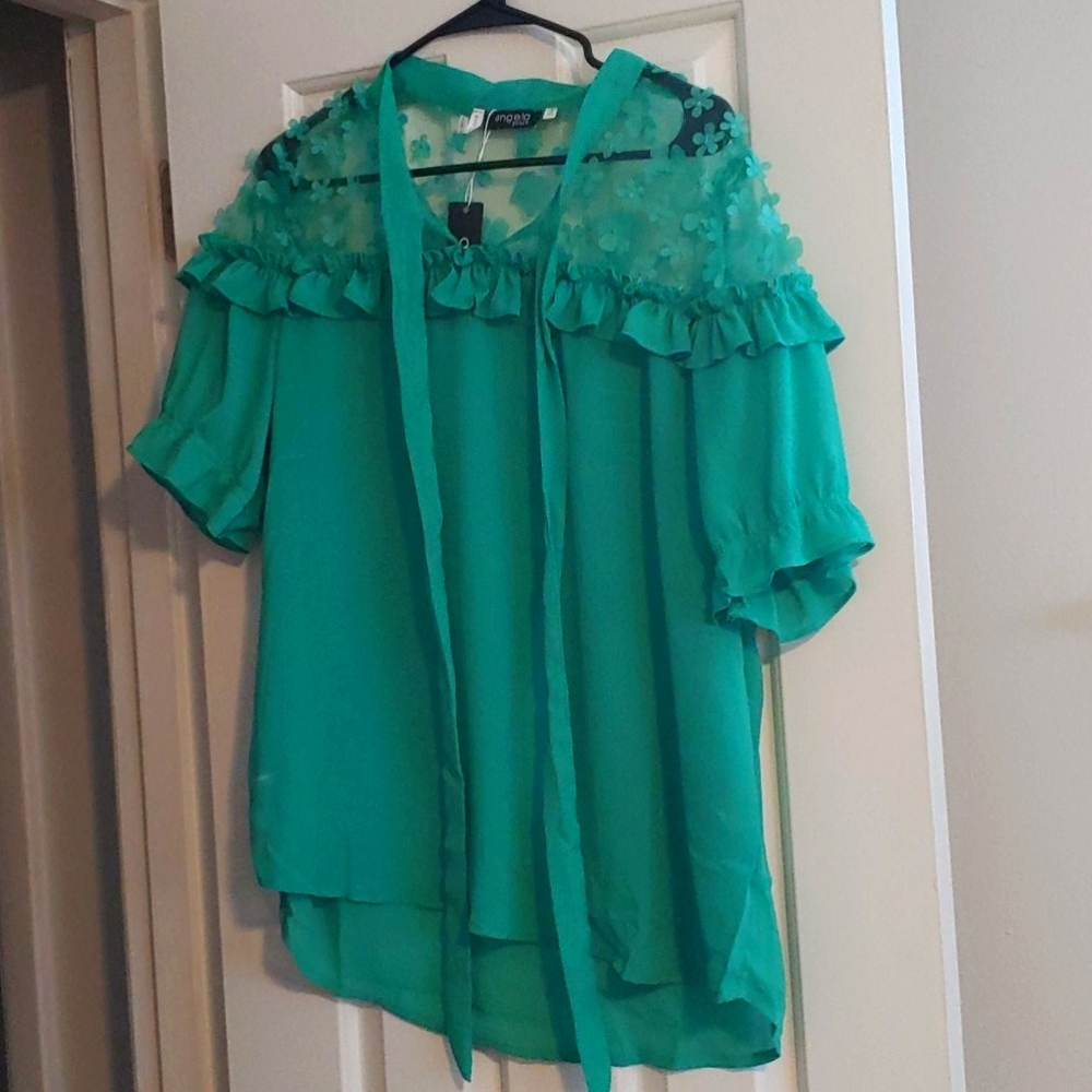 Asoph Plus Size Lace Contrast Ruffle Blouse Top